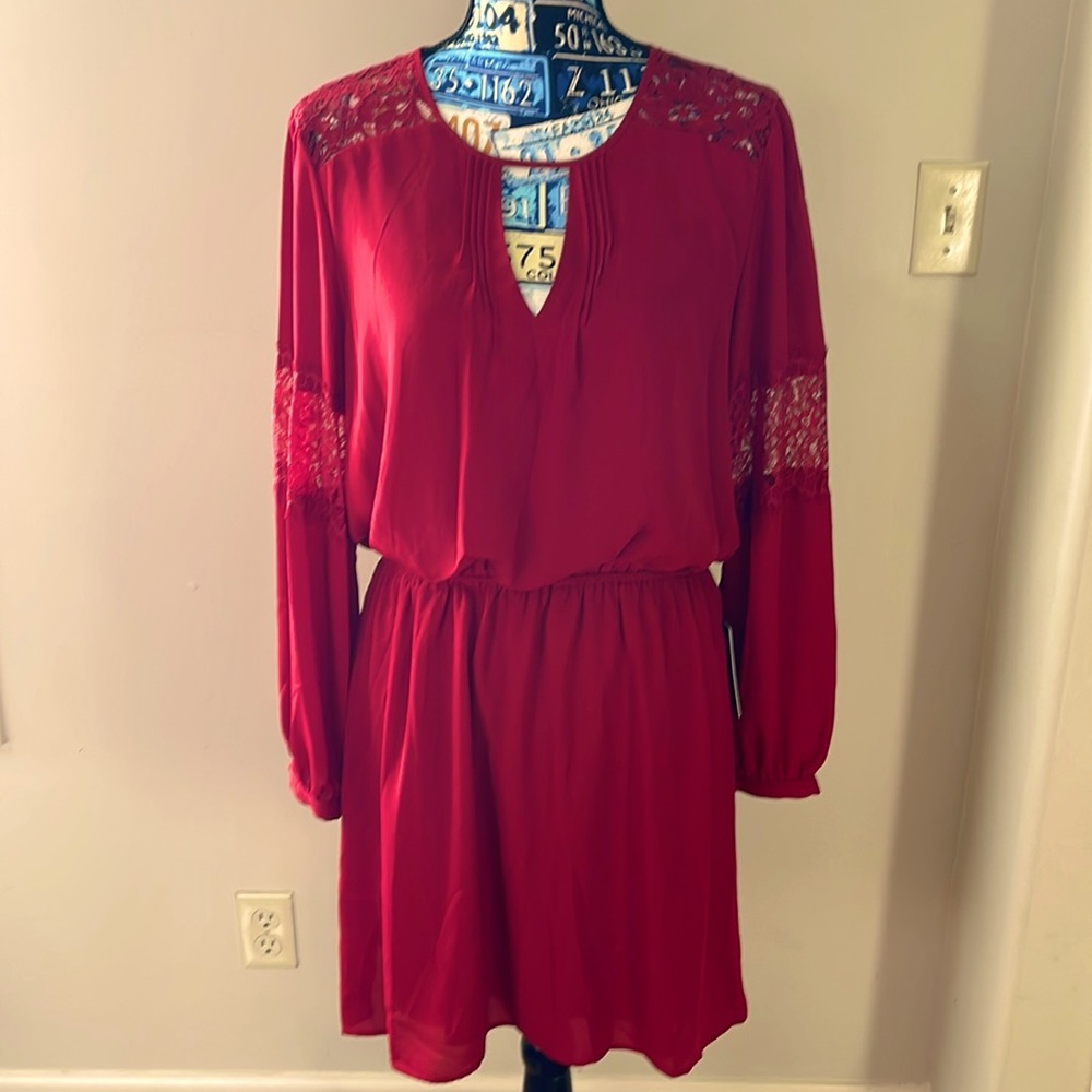 Gorgeous red dress 👗, size Large!